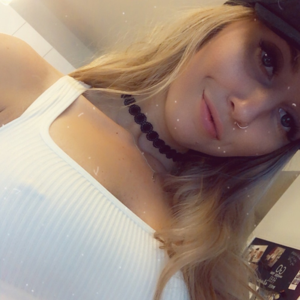 Meet your Posher, ! megan